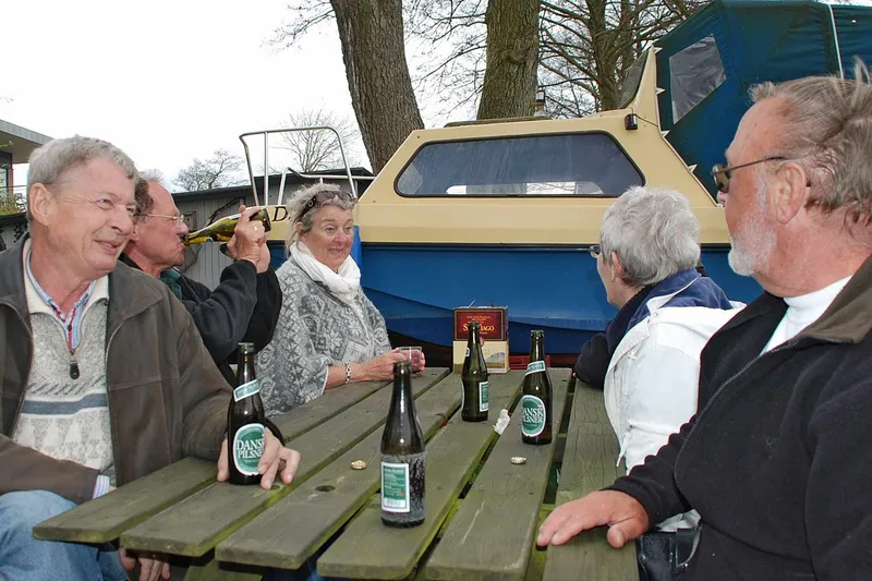 Forårsrengøring og standerhejsning 2008 (20)