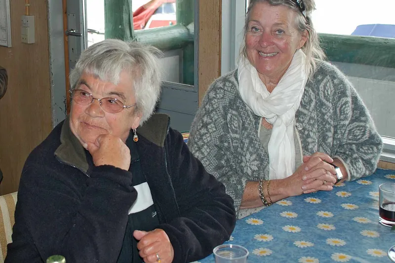 Forårsrengøring og standerhejsning 2008 (21)