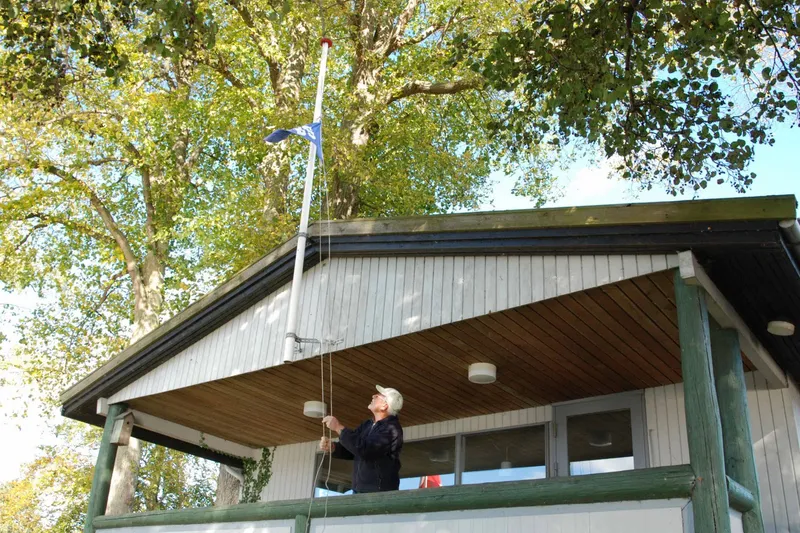 Efterårsrengøring og standerstrygning 2010 (2)