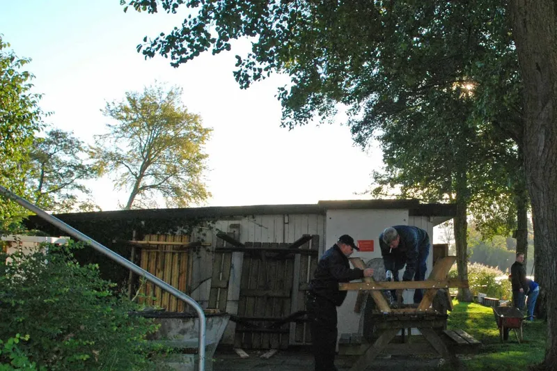 Efterårsrengøring og standerstrygning 2010 (4)
