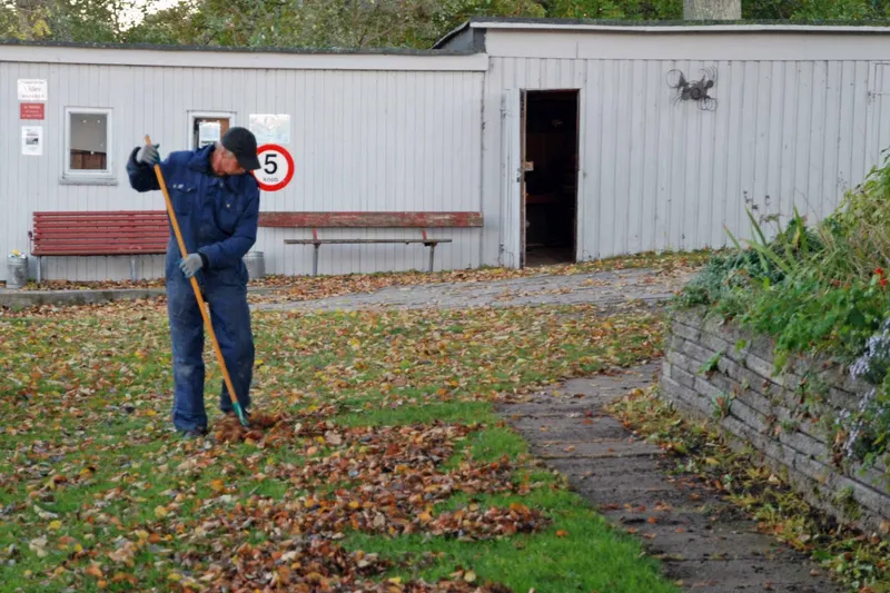 Efterårsrengøring og standerstrygning 2010 (6)