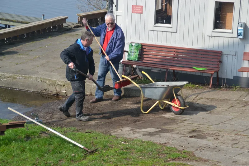 Forårsrengøring og standerhejsning 2019 (1)
